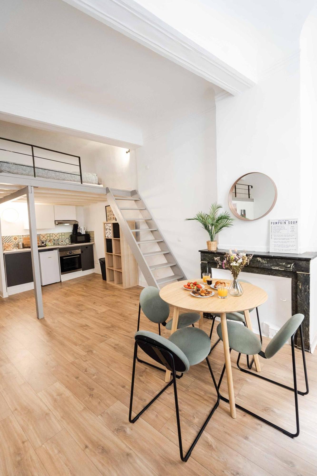Studio Mezzanine Aumone Vieille 普罗旺斯地区艾克斯 外观 照片